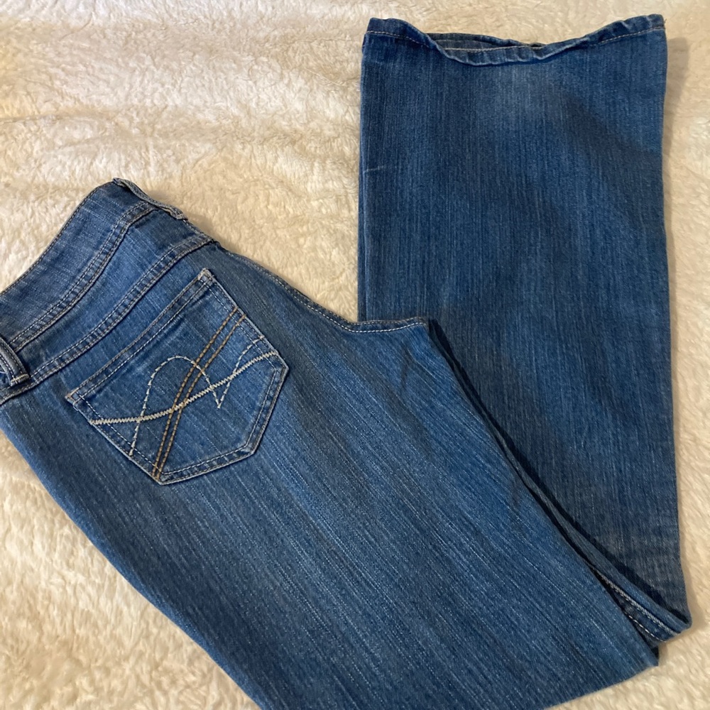 So Jeans